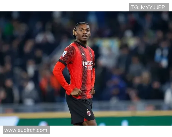 莱奥的成长之路:从少年梦想到足球巨星的辉煌历程 莱奥的成长之路:从少年梦想到足球巨星的辉煌历程