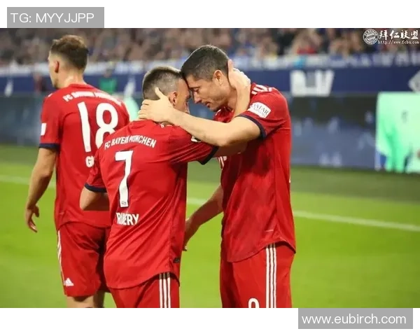 莱万重返德甲对阵拜仁引发球迷愤怒纷纷嘘声表示失望与背叛