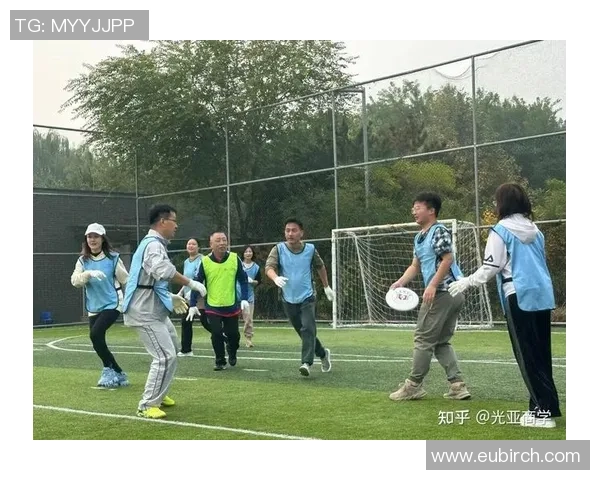 成都飞盘队与武汉飞盘队赛后复盘分析力量对比与战术探讨MBA