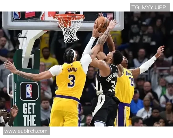 雄鹿与热火激战正酣在线直播尽在JRS平台精彩不容错过