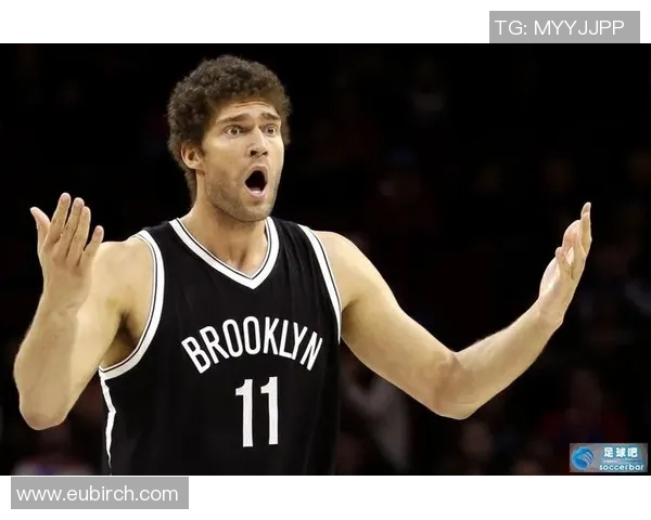 布鲁克洛佩斯的篮球之路与职业生涯的辉煌成就分析