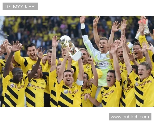 艾森与多特蒙德激战成平局赛果揭晓双方表现精彩引发热议